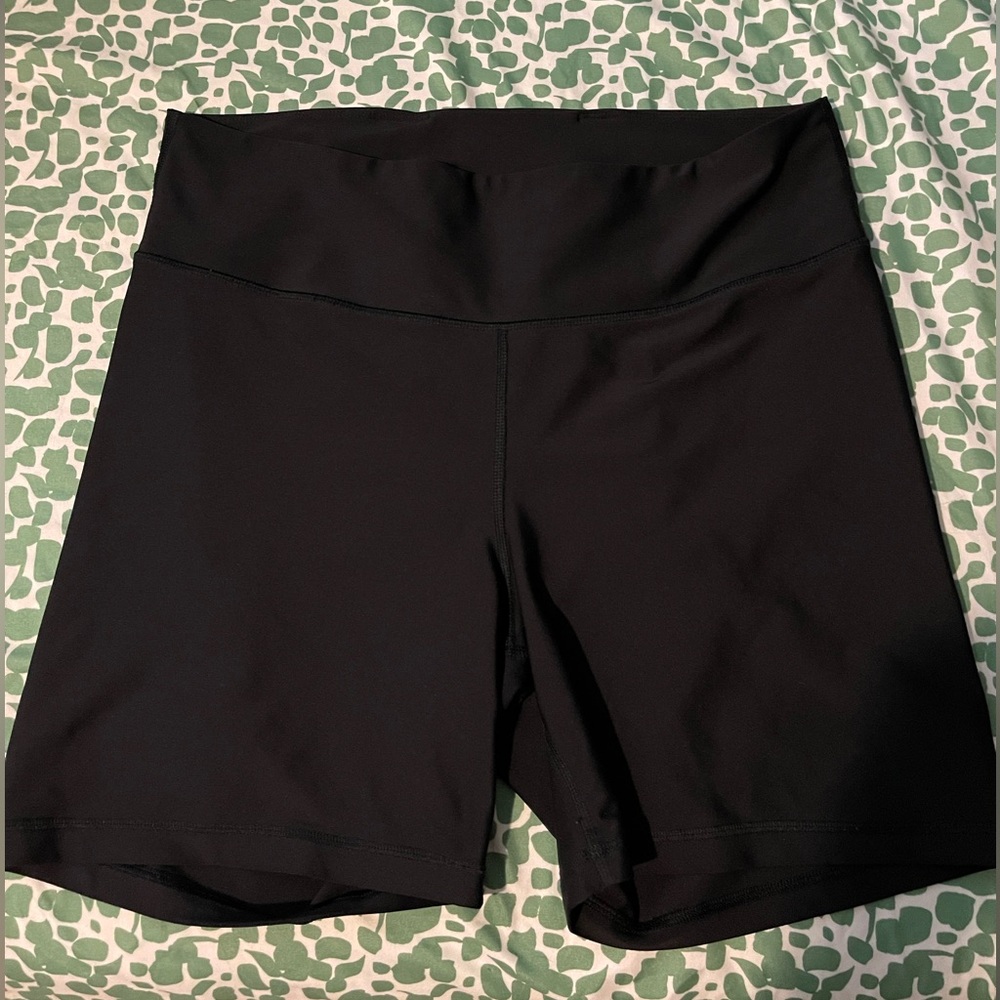 Old navy active bike shorts